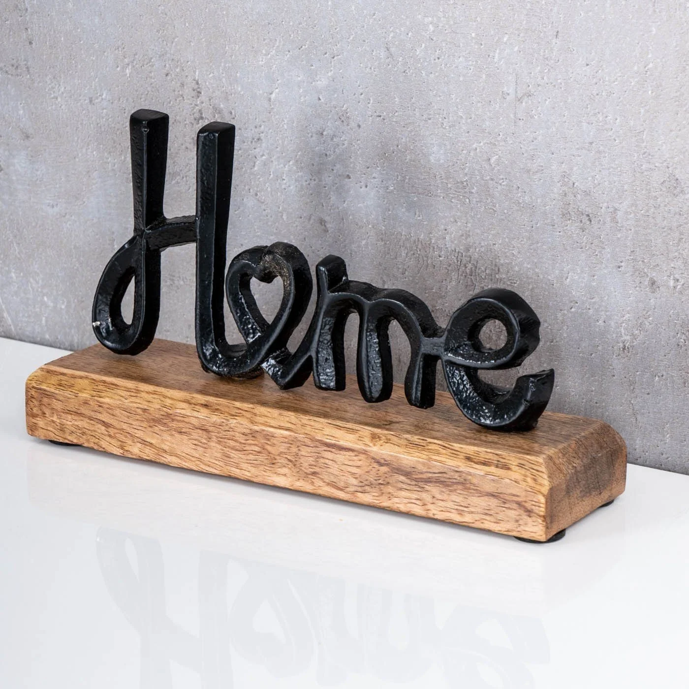 Deko-Schriftzug „Home“ – Metall & Mangoholz, 18 × 11 × 5 cm